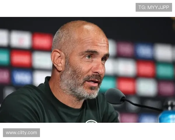 凯塞多深情告别马雷斯卡感谢恩师助力职业生涯新篇章赛场成长与拼搏足坛未来 凯塞多深情告别马雷斯卡感谢恩师助力职业生涯新篇章赛场成长与拼搏足坛未来